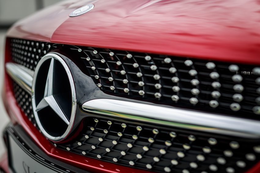 Mercedes-Benz SLC小改与C-Class Cabriolet本地面市！ 8498