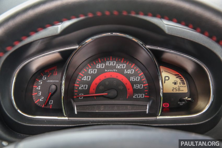 兄弟阋墙: Perodua Bezza vs Axia, Sedan对Hatchback！ 5964