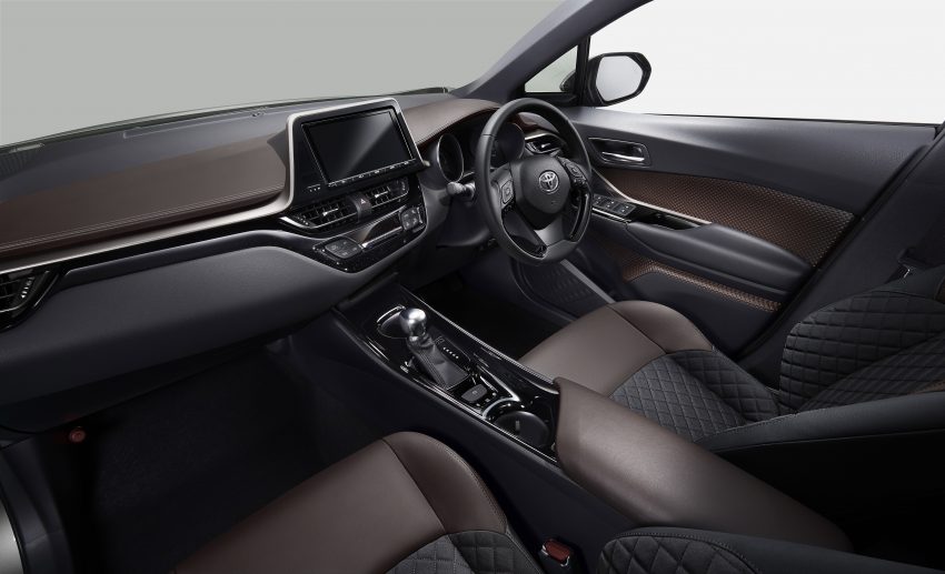 Toyota C-HR日本年尾上市，2种动力、8种车身颜色选择。 8390