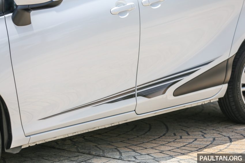 新车图集：7人座MPV Toyota Sienta G，家庭入门之选。 6123