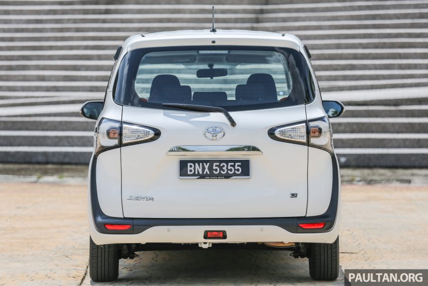 新车图集：7人座MPV Toyota Sienta G，家庭入门之选。 6125