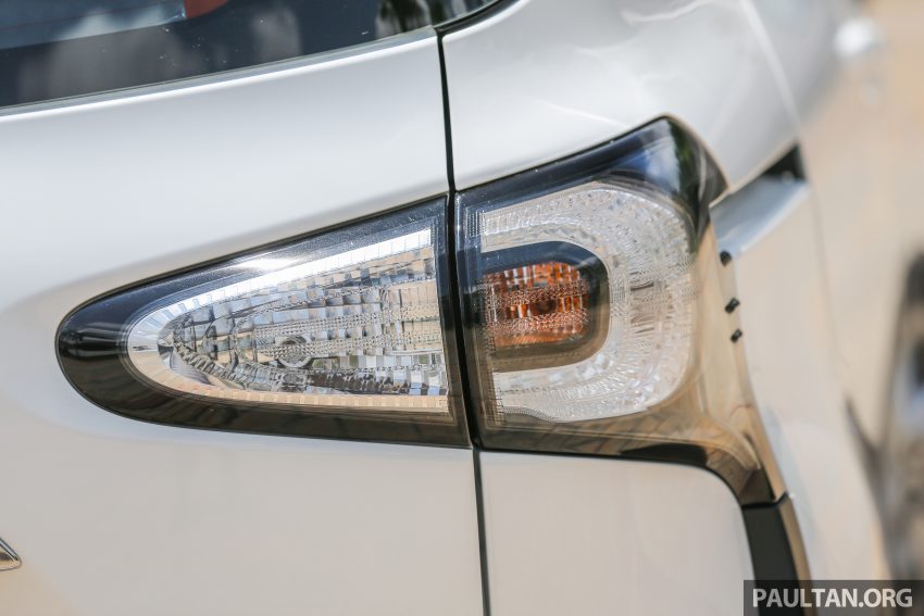新车图集：7人座MPV Toyota Sienta G，家庭入门之选。 6132