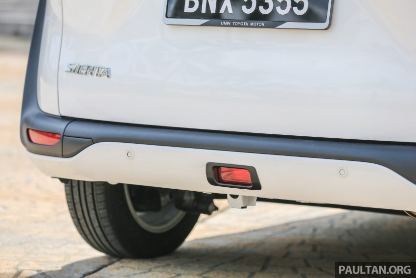 新车图集：7人座MPV Toyota Sienta G，家庭入门之选。 6135
