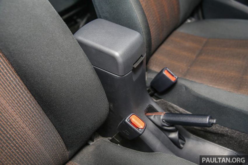 新车图集：7人座MPV Toyota Sienta G，家庭入门之选。 6159