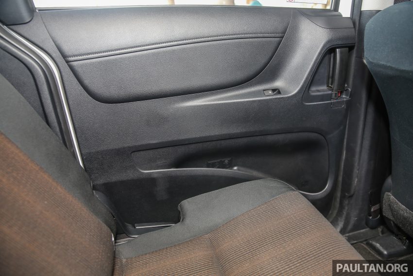 新车图集：7人座MPV Toyota Sienta G，家庭入门之选。 6160