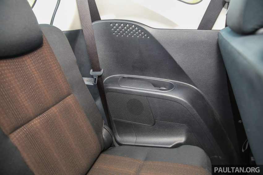 新车图集：7人座MPV Toyota Sienta G，家庭入门之选。 6163