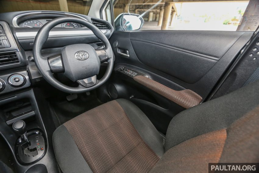新车图集：7人座MPV Toyota Sienta G，家庭入门之选。 6168