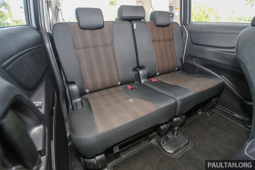 新车图集：7人座MPV Toyota Sienta G，家庭入门之选。 6173