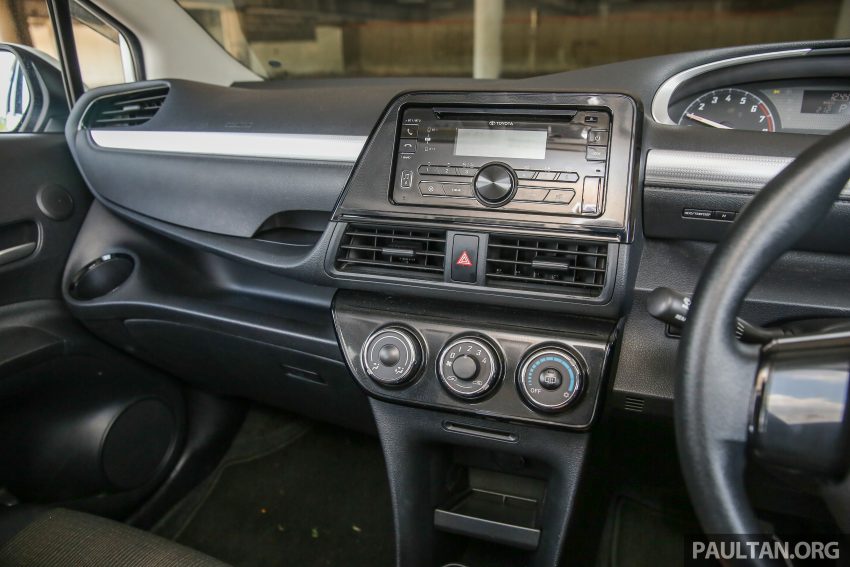 新车图集：7人座MPV Toyota Sienta G，家庭入门之选。 6144