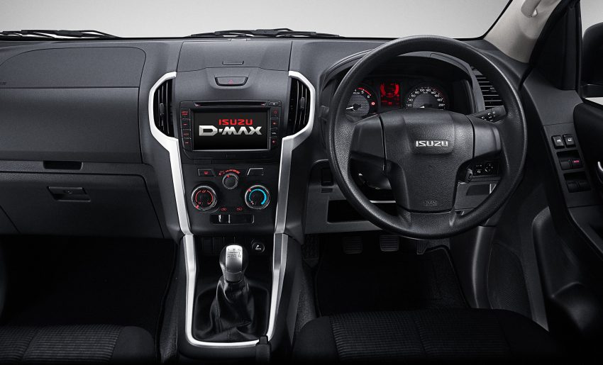Isuzu D-MAX 小改款上市，八个等级，价格从RM83k起。 11032