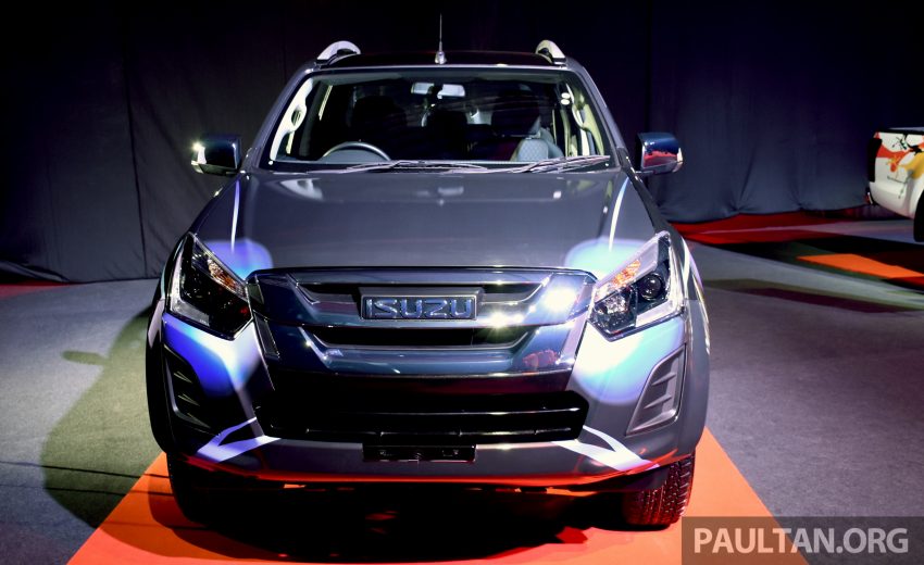 Isuzu D-MAX 小改款上市，八个等级，价格从RM83k起。 11011
