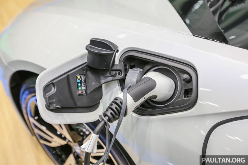 BMW与GreenTech Malaysia合作，全马增电动车充电站。 9178