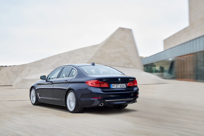 全新 G30 BMW 5 系列面世，明年二月四等级率先上市！ 9902