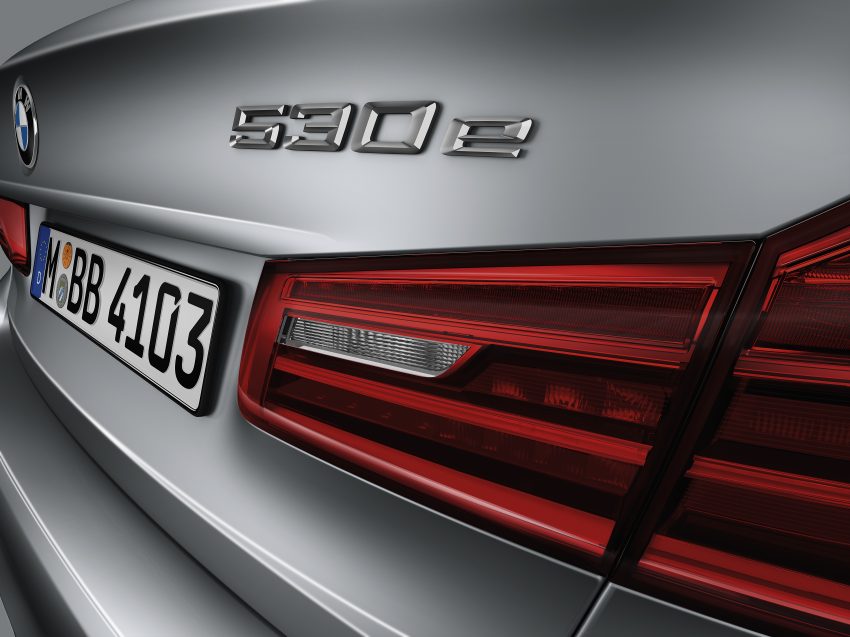 全新 G30 BMW 5 系列面世，明年二月四等级率先上市！ 9926