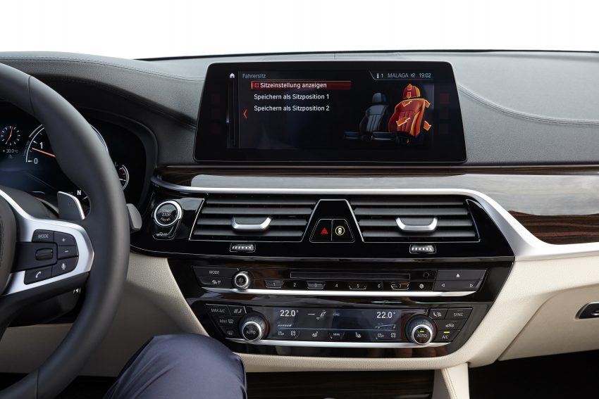 全新 G30 BMW 5 系列面世，明年二月四等级率先上市！ 9826