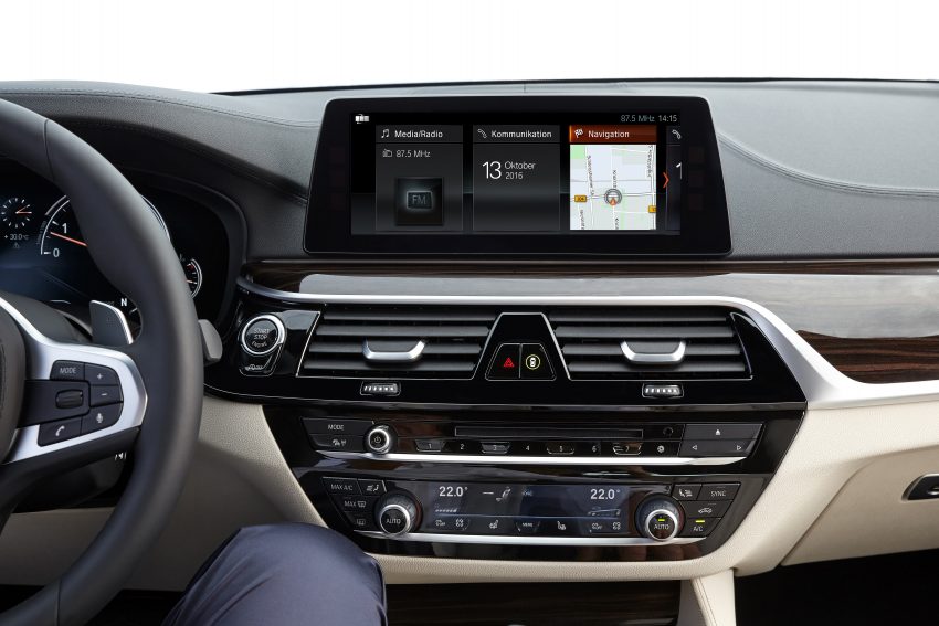 全新 G30 BMW 5 系列面世，明年二月四等级率先上市！ 9827