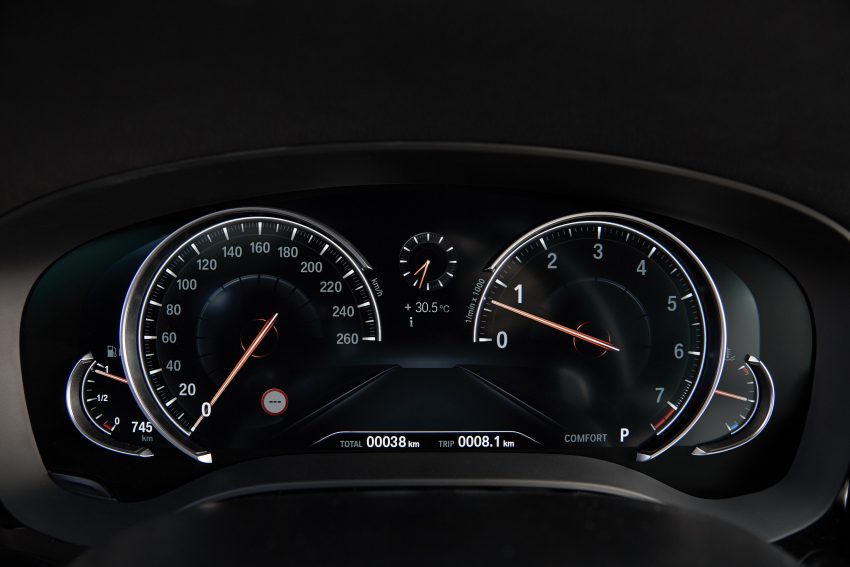 全新 G30 BMW 5 系列面世，明年二月四等级率先上市！ 9845