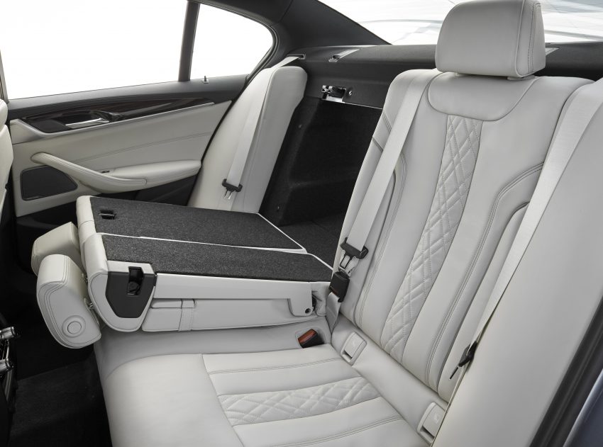 全新 G30 BMW 5 系列面世，明年二月四等级率先上市！ 9847