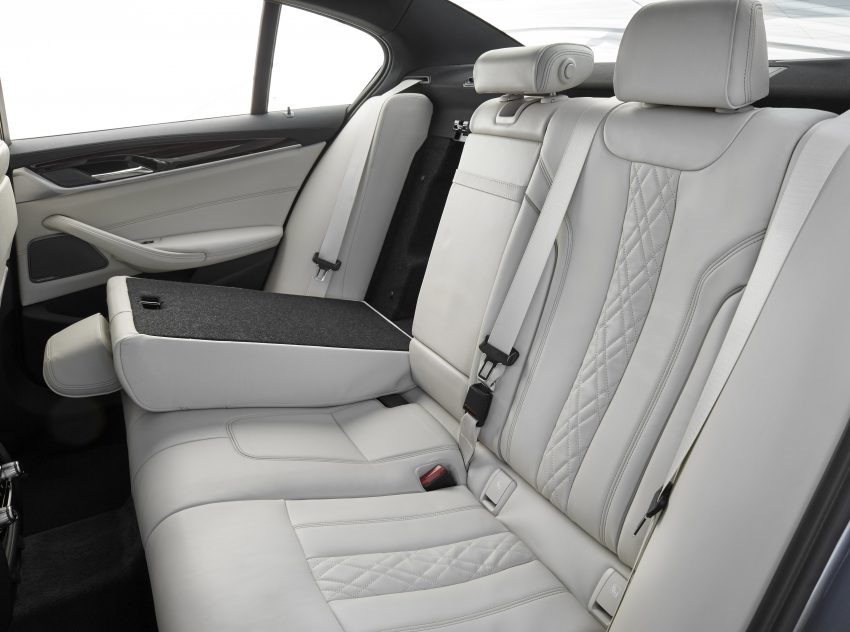 全新 G30 BMW 5 系列面世，明年二月四等级率先上市！ 9848