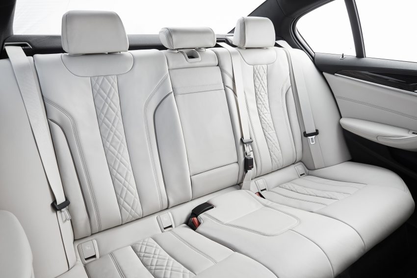 全新 G30 BMW 5 系列面世，明年二月四等级率先上市！ 9859