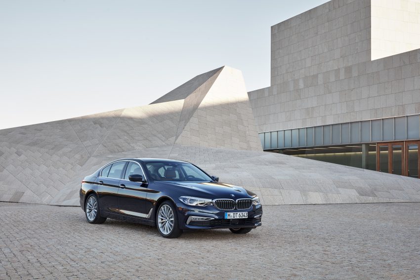 全新 G30 BMW 5 系列面世，明年二月四等级率先上市！ 9876