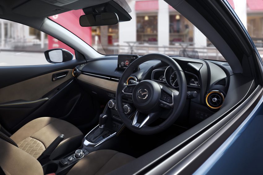 日本推出Mazda 2和Mazda CX-3小改款，改良悬吊系统、增加操控与稳定性，新增G-Vectoring Control重力辅助。 10186