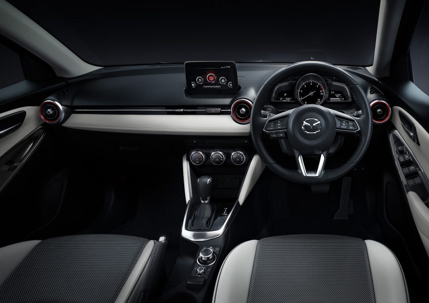 日本推出Mazda 2和Mazda CX-3小改款，改良悬吊系统、增加操控与稳定性，新增G-Vectoring Control重力辅助。 10193