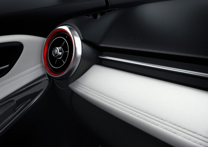 日本推出Mazda 2和Mazda CX-3小改款，改良悬吊系统、增加操控与稳定性，新增G-Vectoring Control重力辅助。 10203