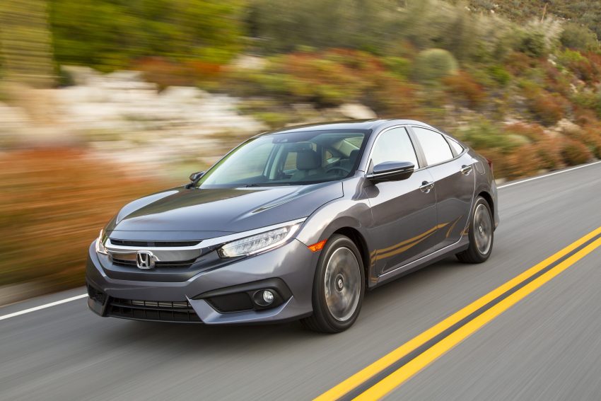 美国召回35万辆Honda Civic，更新电子手煞车电脑软件。 10257