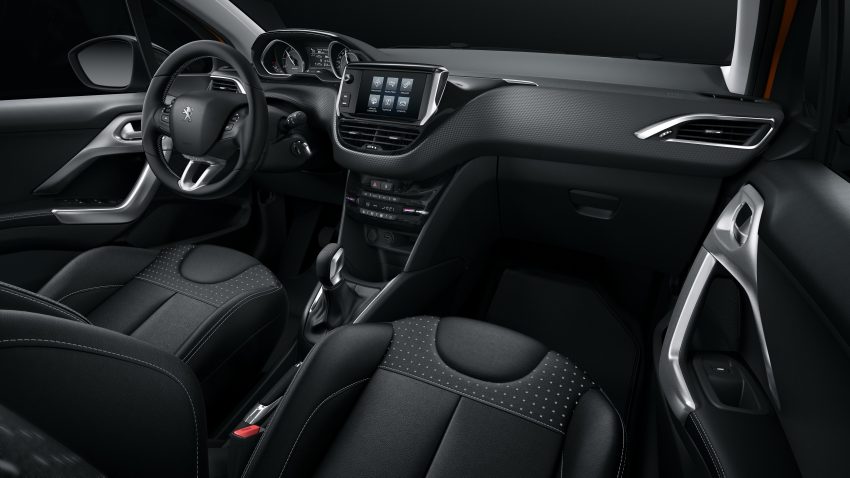 小改款 Peugeot 208 和 2008 下月预览，确认明年来马。 14498