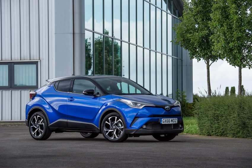 原厂发布更多 Toyota C-HR 实车宣传照，安全配备丰富！ 13172