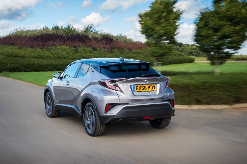 原厂发布更多 Toyota C-HR 实车宣传照，安全配备丰富！ 13131