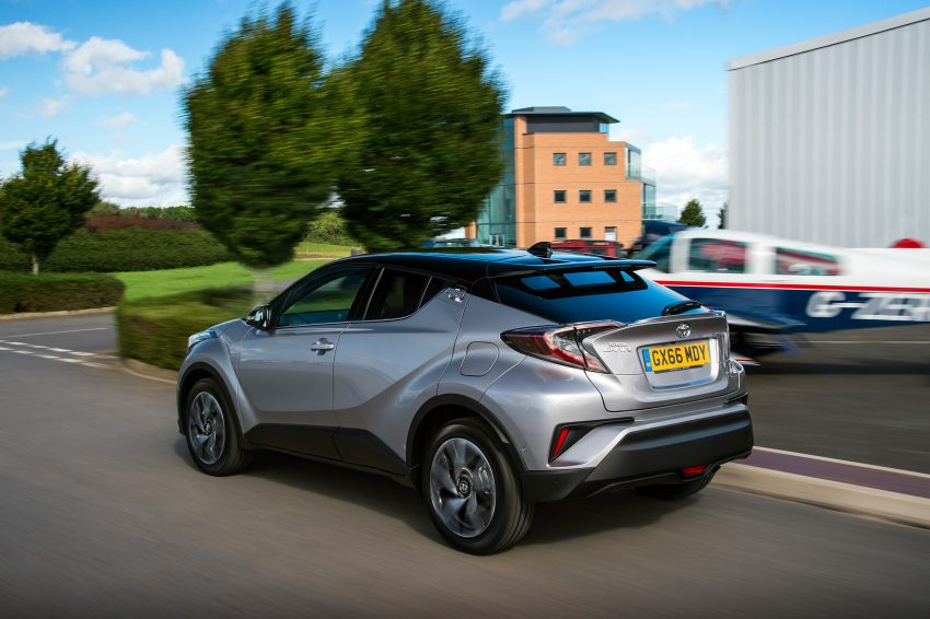 原厂发布更多 Toyota C-HR 实车宣传照，安全配备丰富！ 13132