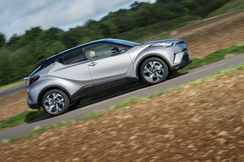 原厂发布更多 Toyota C-HR 实车宣传照，安全配备丰富！ 13135