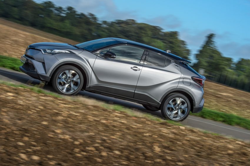 原厂发布更多 Toyota C-HR 实车宣传照，安全配备丰富！ 13136