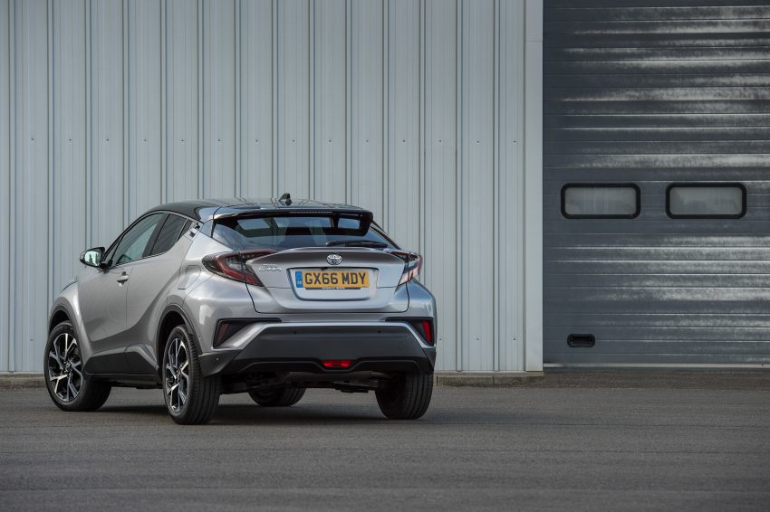 原厂发布更多 Toyota C-HR 实车宣传照，安全配备丰富！ 13157