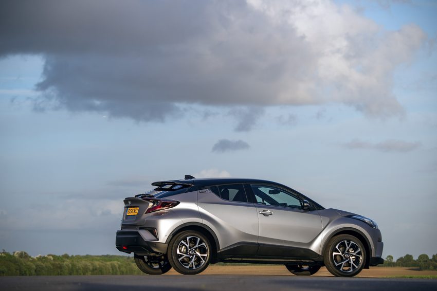 原厂发布更多 Toyota C-HR 实车宣传照，安全配备丰富！ 13162