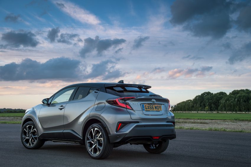 原厂发布更多 Toyota C-HR 实车宣传照，安全配备丰富！ 13164