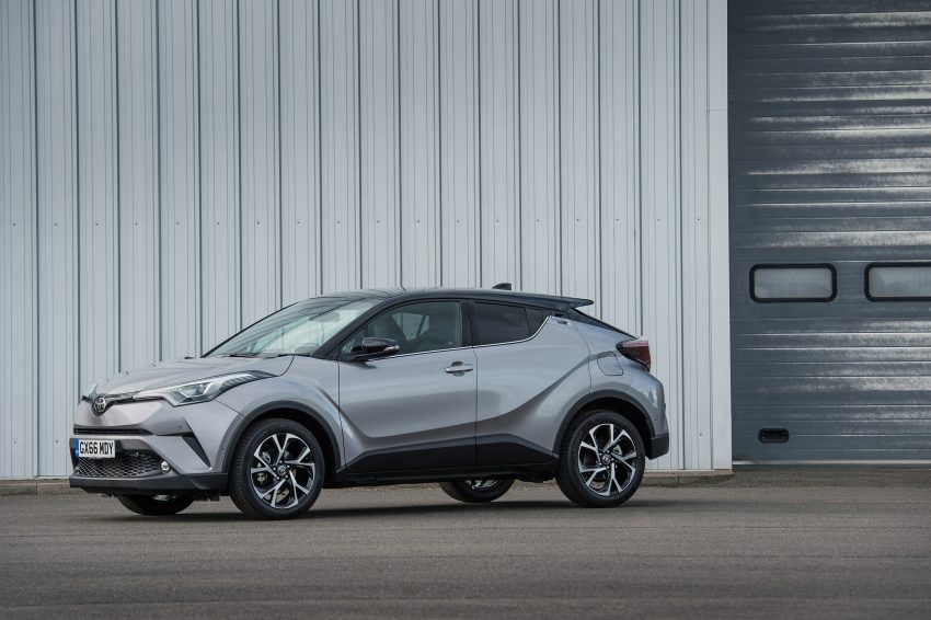 原厂发布更多 Toyota C-HR 实车宣传照，安全配备丰富！ 13149