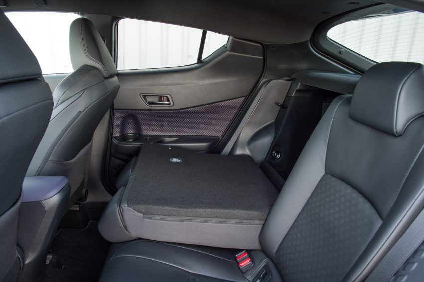 原厂发布更多 Toyota C-HR 实车宣传照，安全配备丰富！ 13192