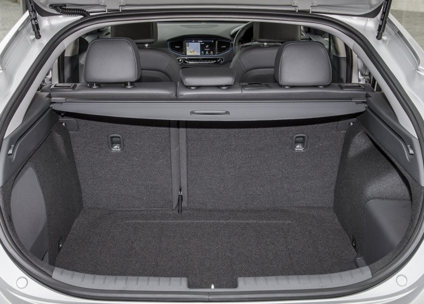 总代理确认，Hyundai Ioniq Hybrid 月尾将在本地发布。 12190