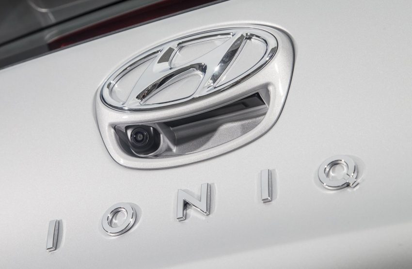 总代理确认，Hyundai Ioniq Hybrid 月尾将在本地发布。 12196