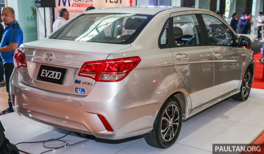 北汽 EV200 本地首秀，满电可行驶200km，明年上市。 12709