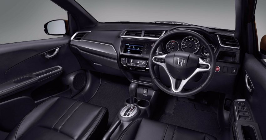 Honda BR-V 本地被拍到进行道路实测，预计明年上市。 12069