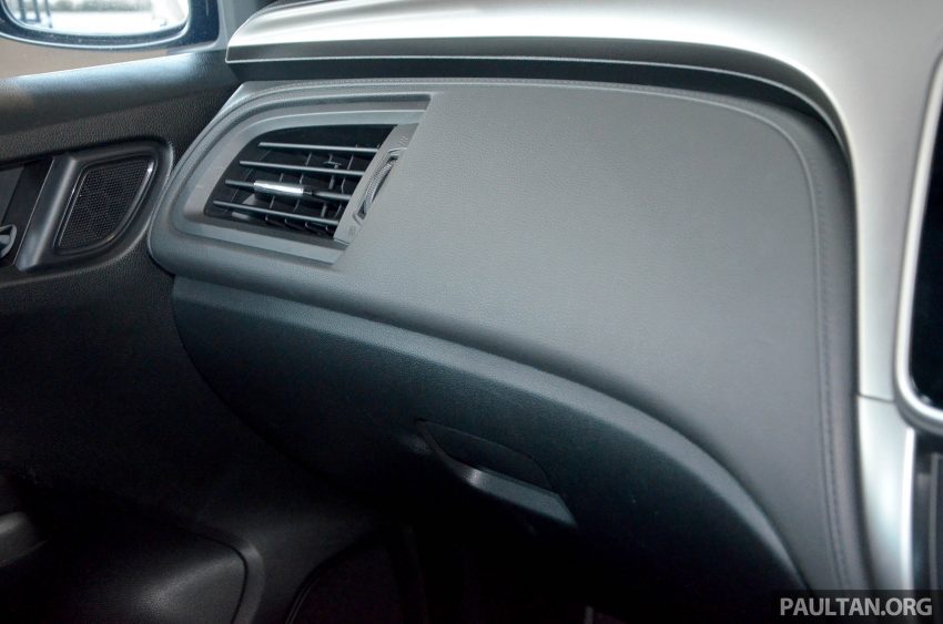 试驾：全方位兼顾，十全十美、无懈可击的 Honda City。 12946