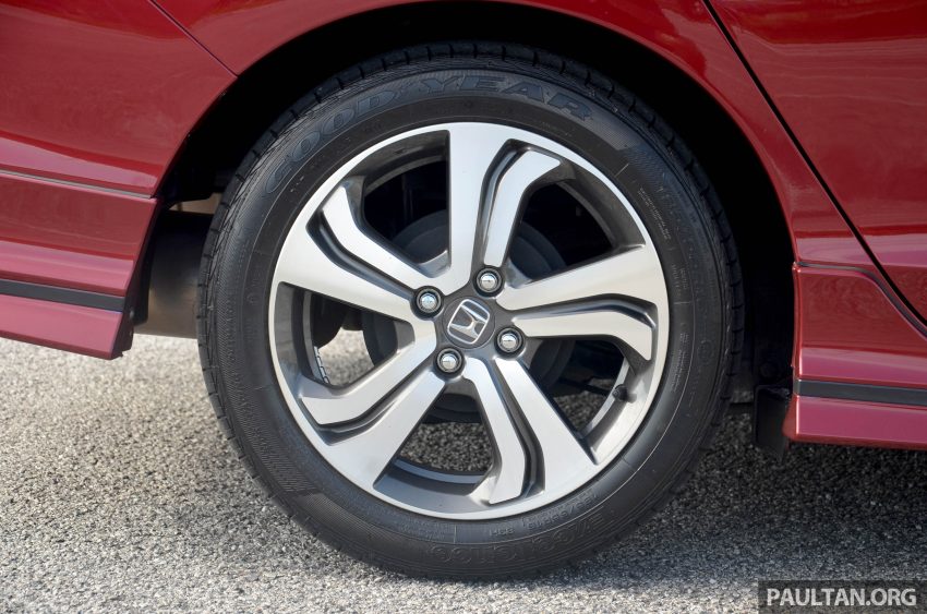 试驾：全方位兼顾，十全十美、无懈可击的 Honda City。 12984
