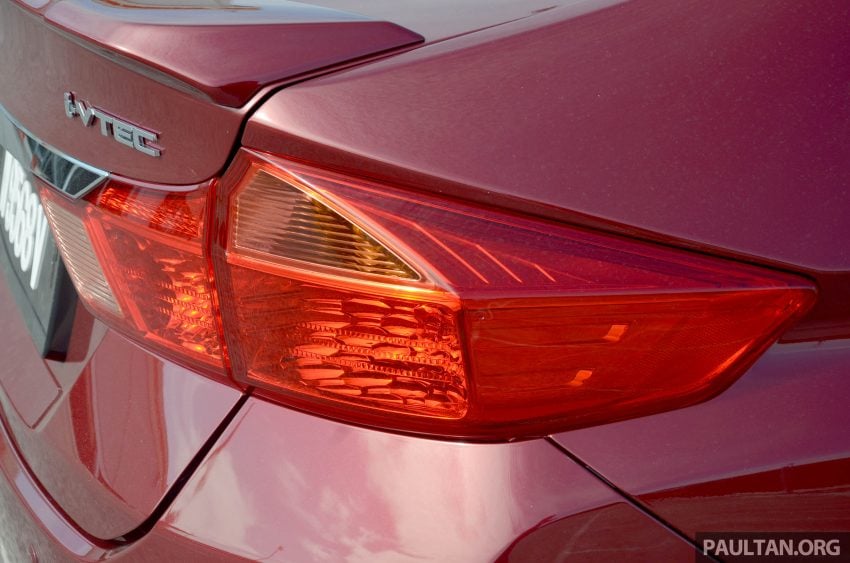 试驾：全方位兼顾，十全十美、无懈可击的 Honda City。 12991
