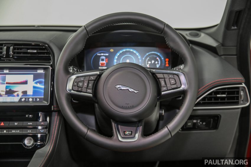 Jaguar F-Pace 本地面市，双等级上路价格从RM600k起。 14704