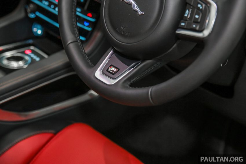 Jaguar F-Pace 本地面市，双等级上路价格从RM600k起。 14706