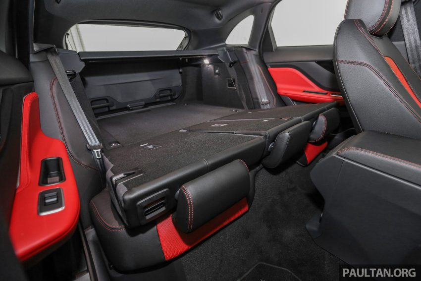 Jaguar F-Pace 本地面市，双等级上路价格从RM600k起。 14753